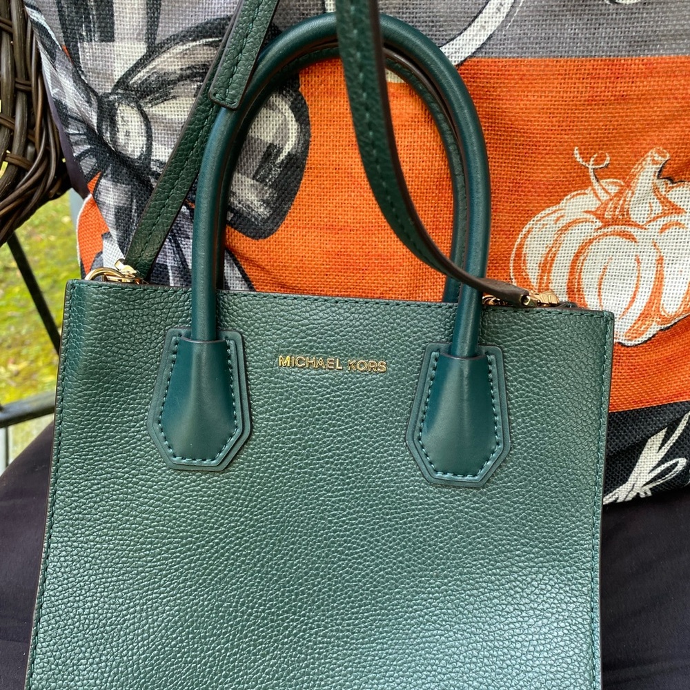 BNWT-Michael Kors Dark Green Mini Bag